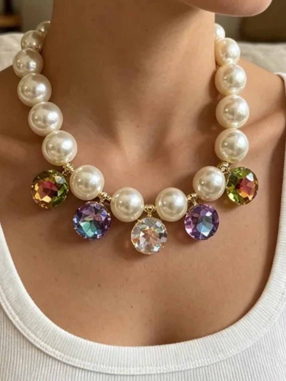 Bold Pearl Necklace Featuring Acrylic Pendant With Colorful Rhinestones Charms